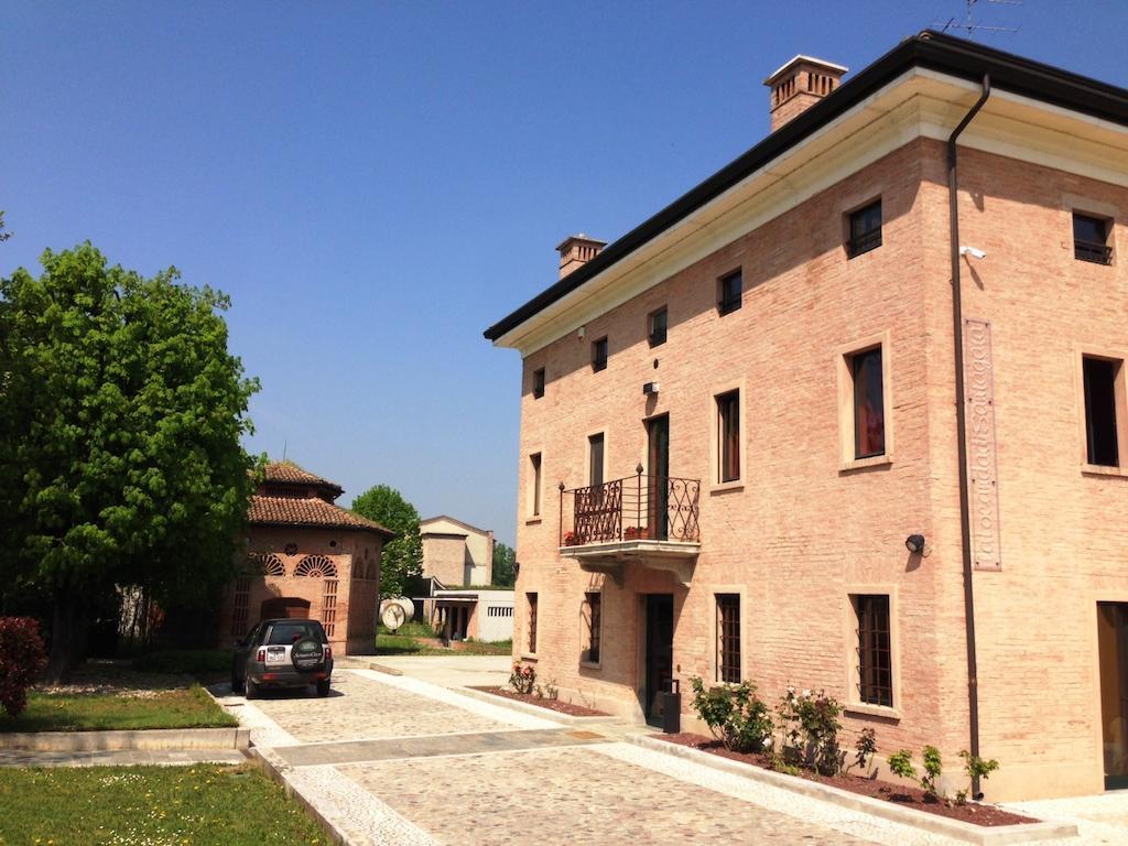 La Locanda Di Sant'Agata Rubiera Exterior photo